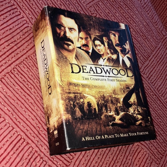 Deadwood: The Complete First Season 6 DVD box set - Picture 2 of 13